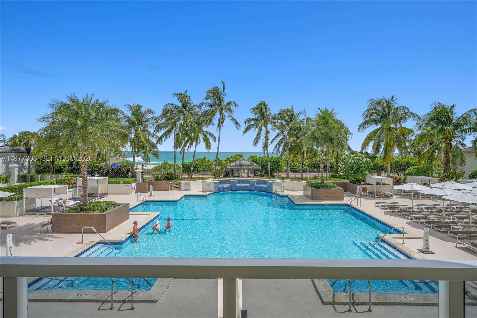Blue Diamond at 4779 Collins Ave, Miami Beach, FL 33140 - For Rent photo 43