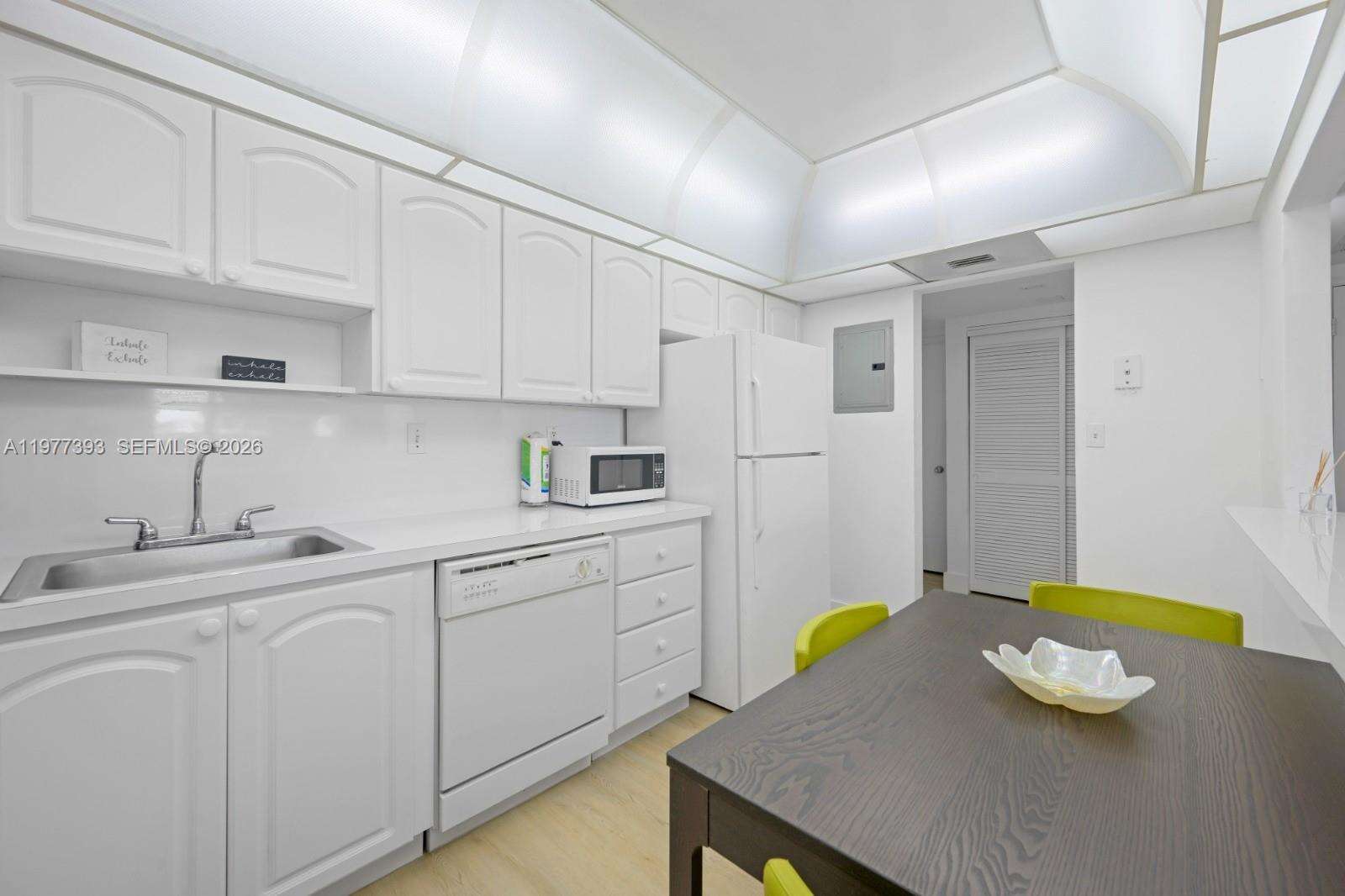 Ocean Reserve at 19370 Collins Ave, Sunny Isles Beach, FL 33160 - For Rent photo 10