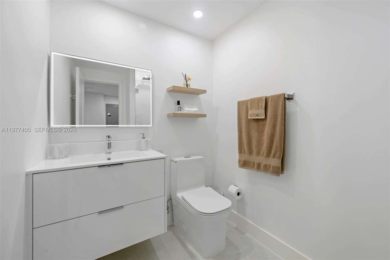 Ocean Reserve at 19370 Collins Ave, Sunny Isles Beach, FL 33160 - For Rent photo 16