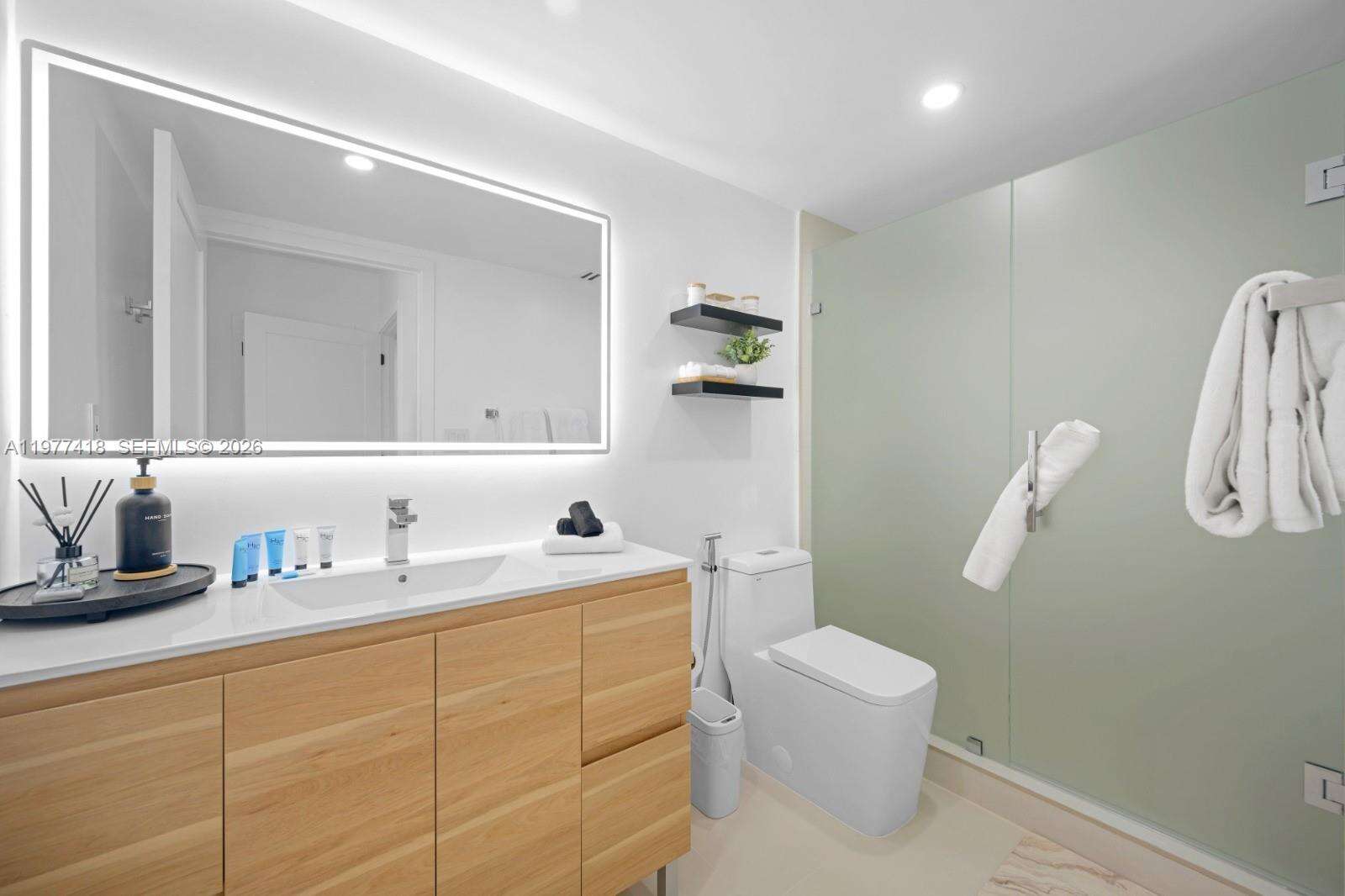 Ocean Reserve at 19370 Collins Ave, Sunny Isles Beach, FL 33160 - For Rent photo 14