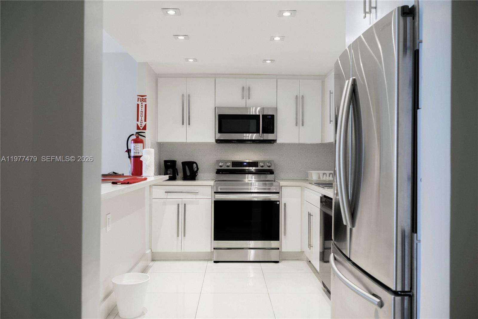 Ocean Reserve at 19370 Collins Ave, Sunny Isles Beach, FL 33160 - For Rent photo 12