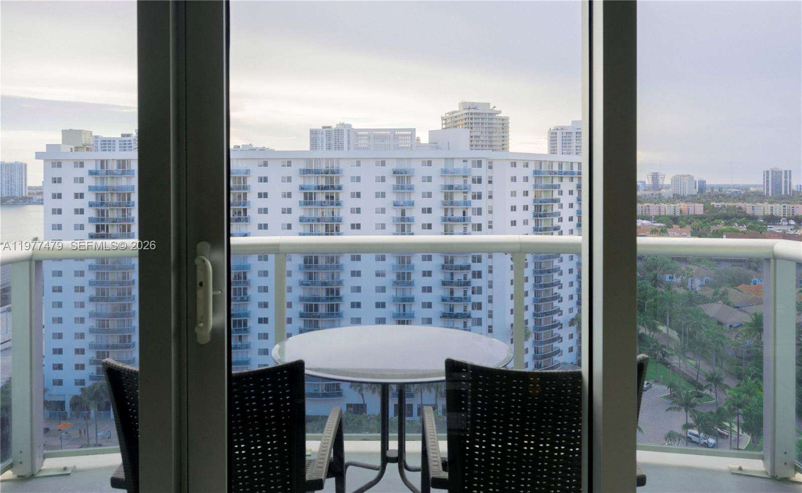 Ocean Reserve at 19370 Collins Ave, Sunny Isles Beach, FL 33160 - For Rent photo 7