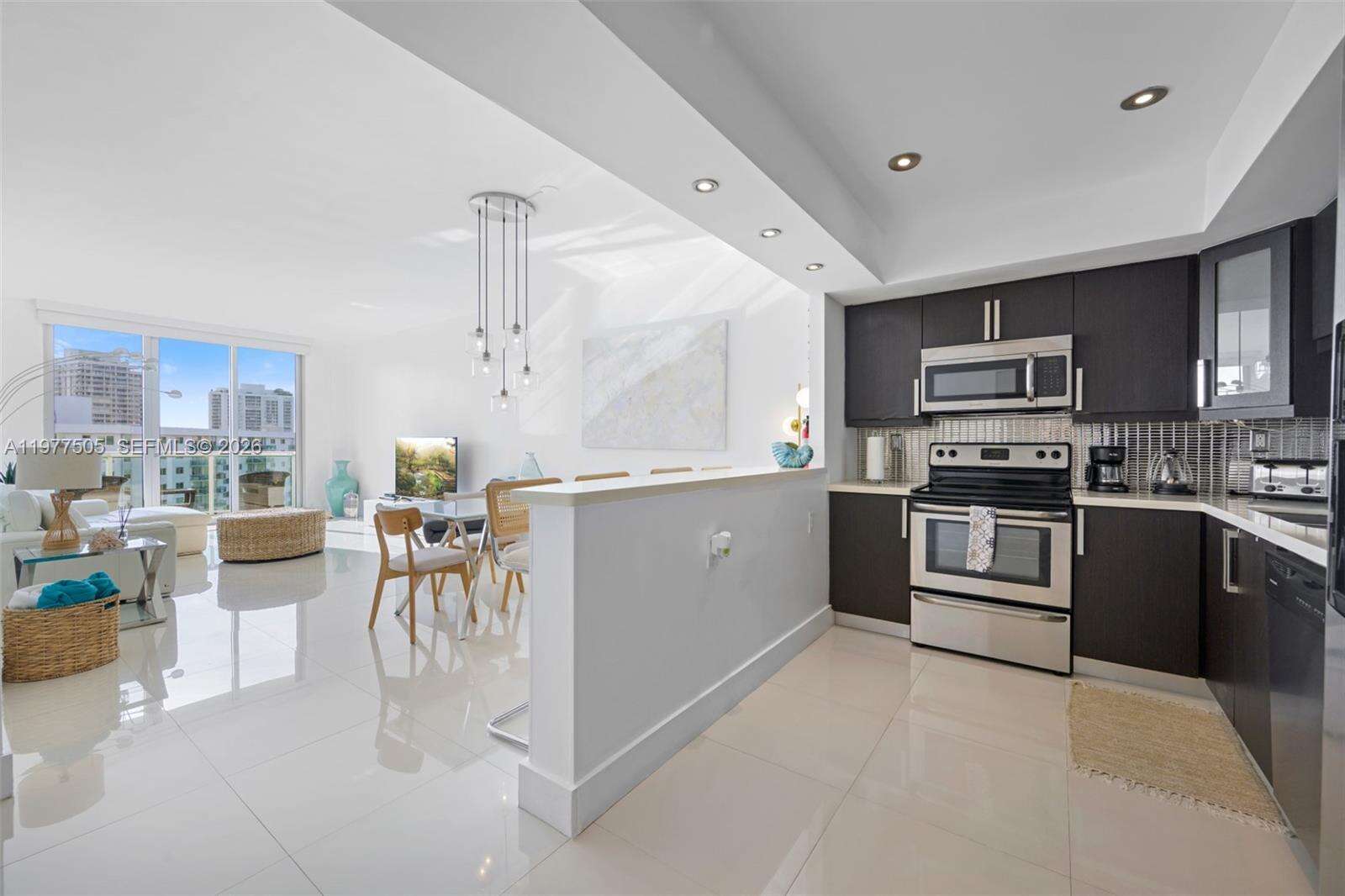 Ocean Reserve at 19370 Collins Ave, Sunny Isles Beach, FL 33160 - For Rent photo 8