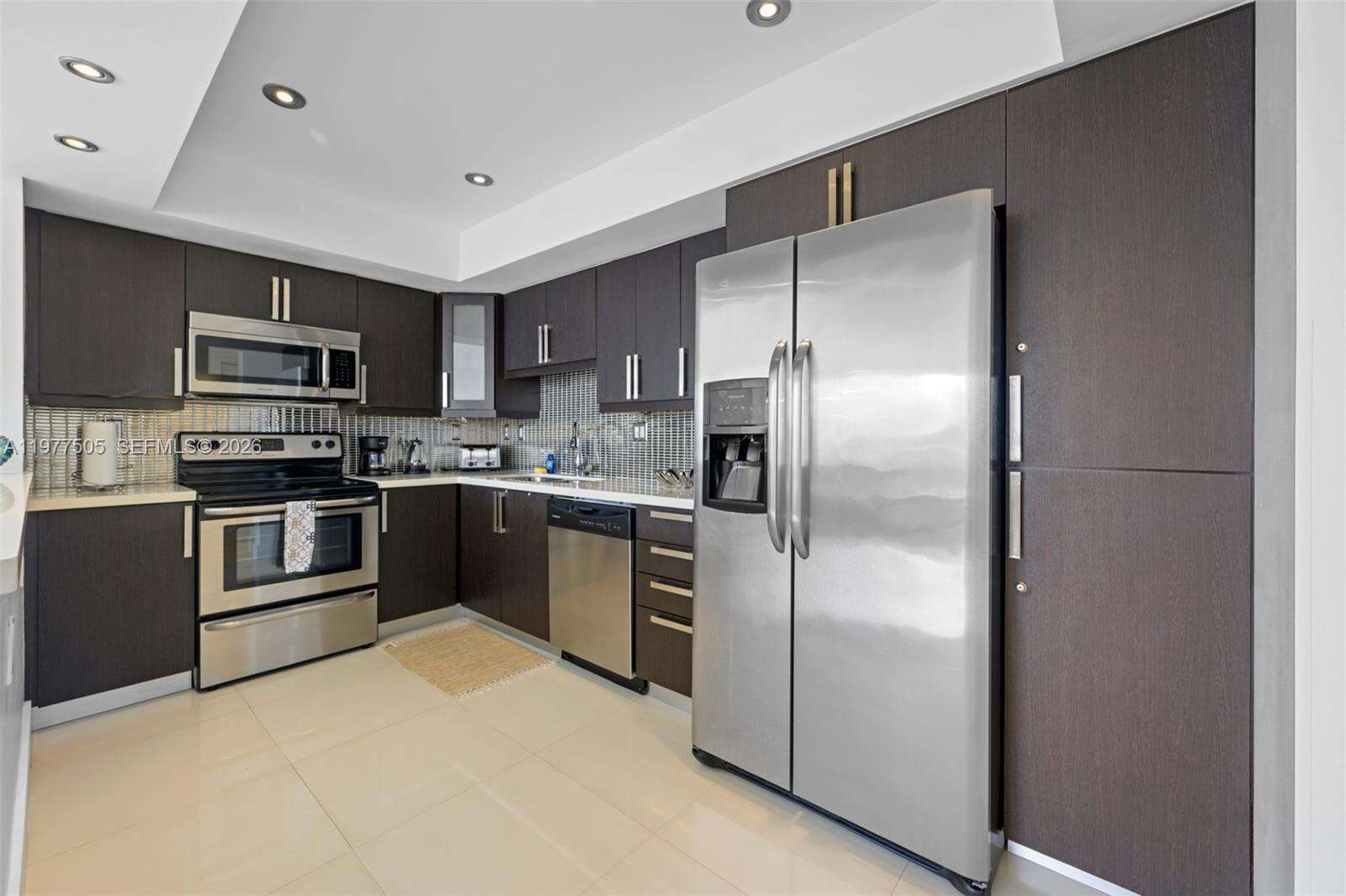 Ocean Reserve at 19370 Collins Ave, Sunny Isles Beach, FL 33160 - For Rent photo 9