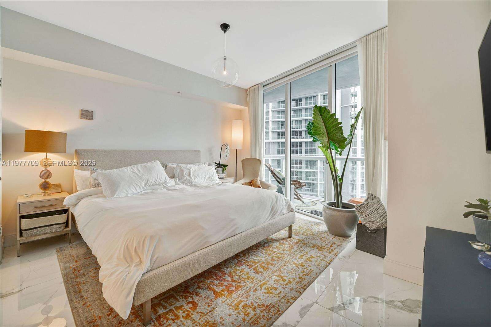 Icon Brickell 2 at 495 Brickell Ave, Miami, FL 33131 - For Rent photo 19