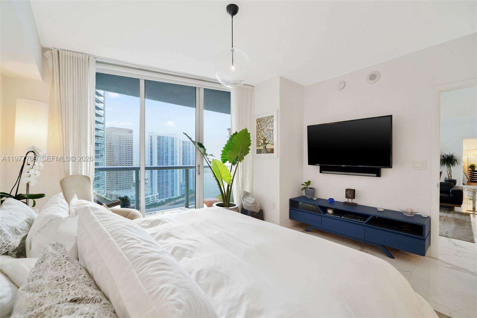 Icon Brickell 2 at 495 Brickell Ave, Miami, FL 33131 - For Rent photo 20