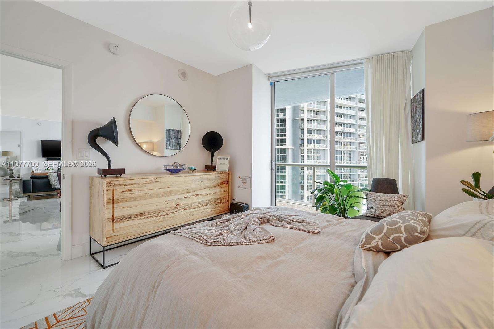 Icon Brickell 2 at 495 Brickell Ave, Miami, FL 33131 - For Rent photo 24