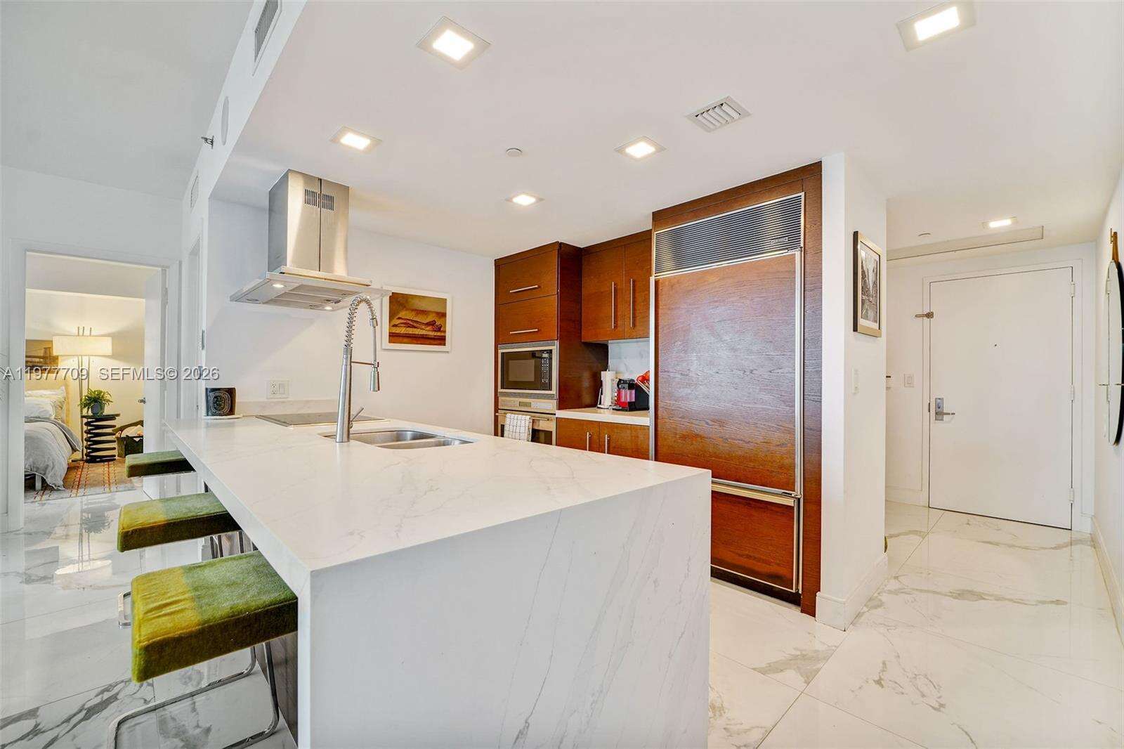 Icon Brickell 2 at 495 Brickell Ave, Miami, FL 33131 - For Rent photo 5