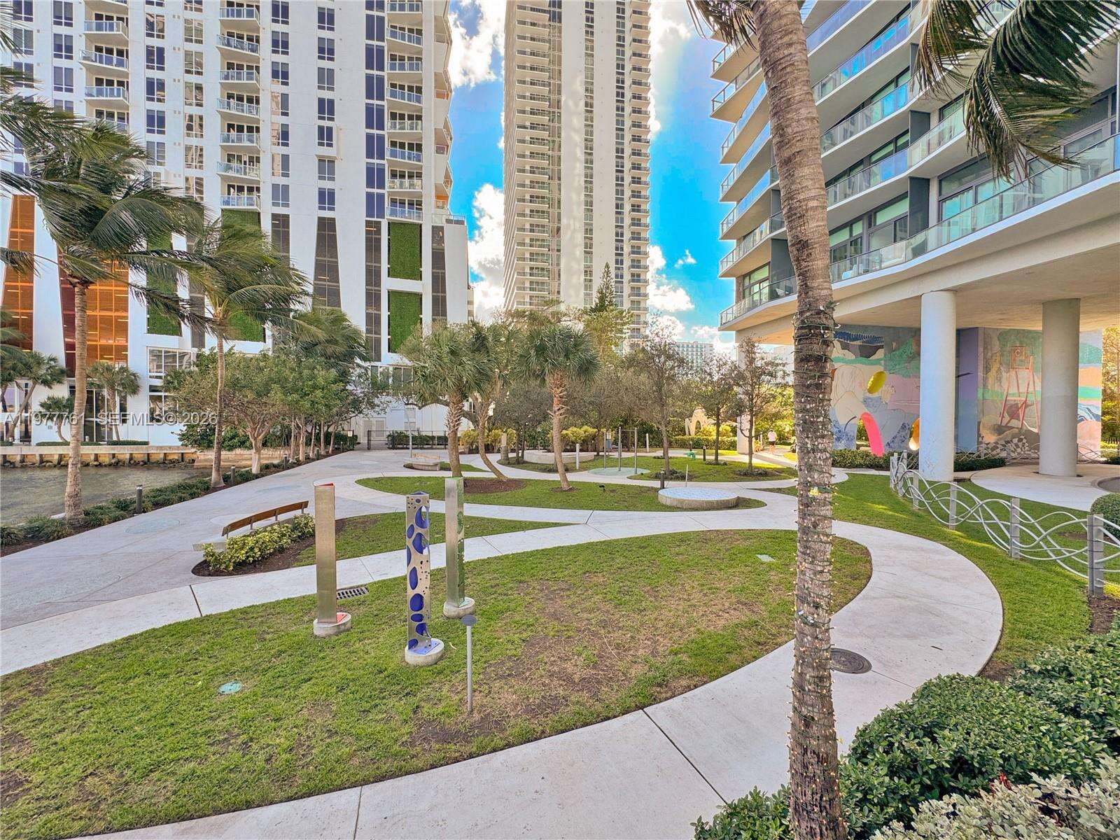 Icon Bay at 460 28 St, Miami, FL 33137 - For Rent photo 9