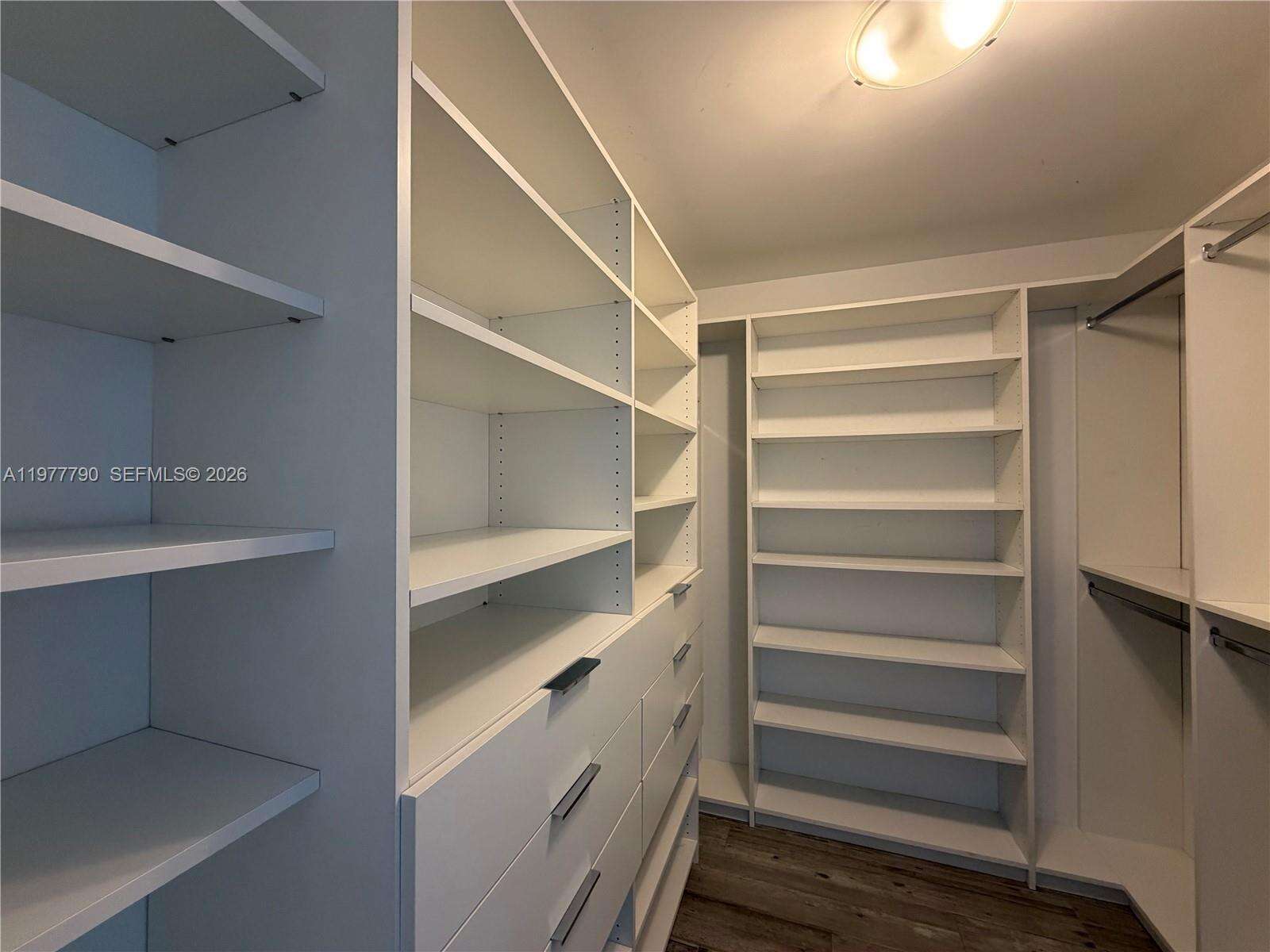 Marina Palms at 17111 Biscayne Blvd, North Miami Beach, FL 33160 - For Rent photo 18