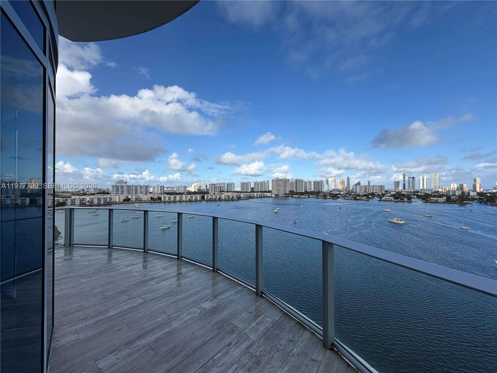 Marina Palms at 17111 Biscayne Blvd, North Miami Beach, FL 33160 - For Rent photo 23