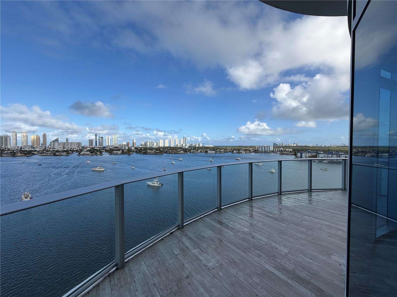 Marina Palms at 17111 Biscayne Blvd, North Miami Beach, FL 33160 - For Rent photo 24
