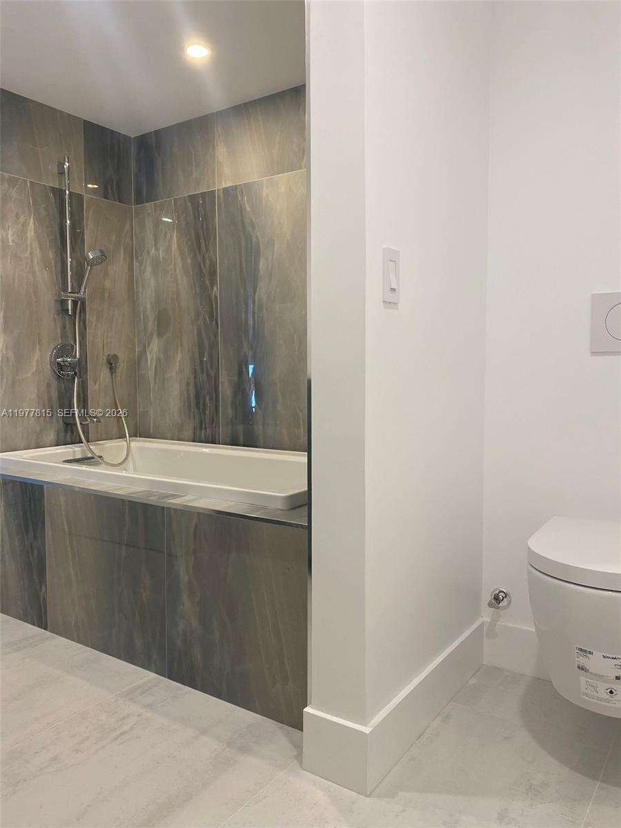 Maison Grande at 6039 Collins Ave, Miami Beach, FL 33140 - For Rent photo 11