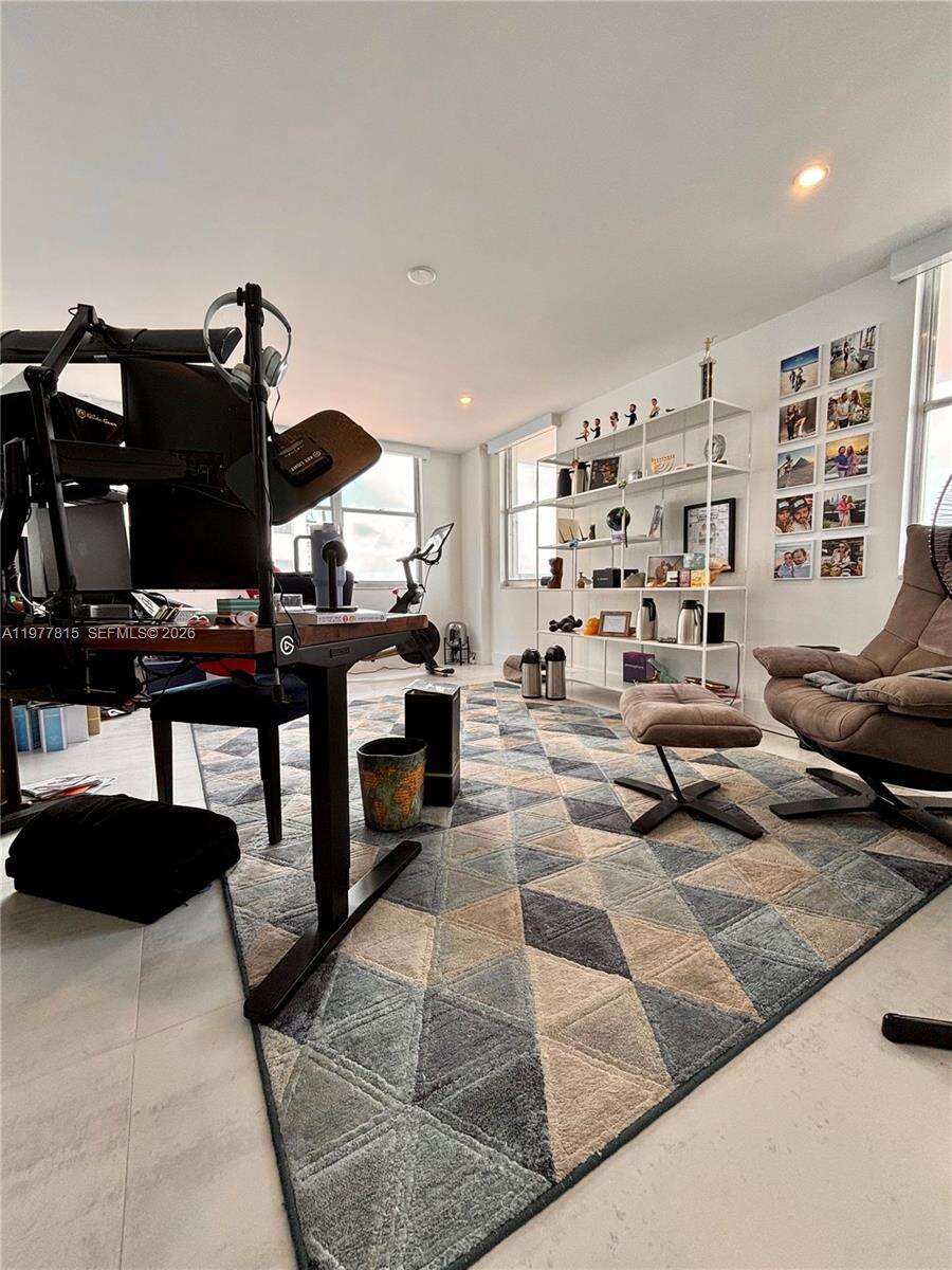 Maison Grande at 6039 Collins Ave, Miami Beach, FL 33140 - For Rent photo 12