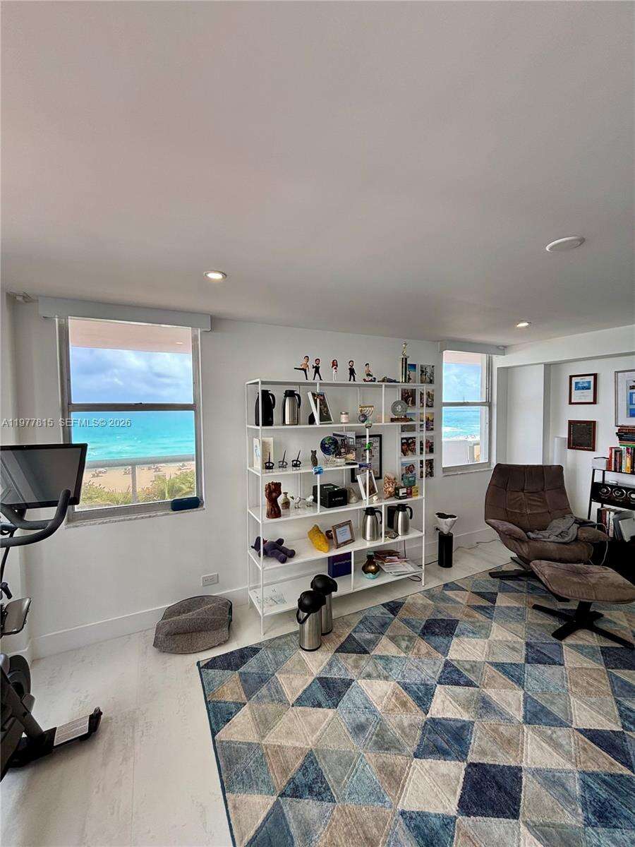 Maison Grande at 6039 Collins Ave, Miami Beach, FL 33140 - For Rent photo 13