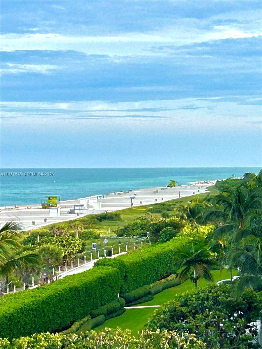 Maison Grande at 6039 Collins Ave, Miami Beach, FL 33140 - For Rent photo 21
