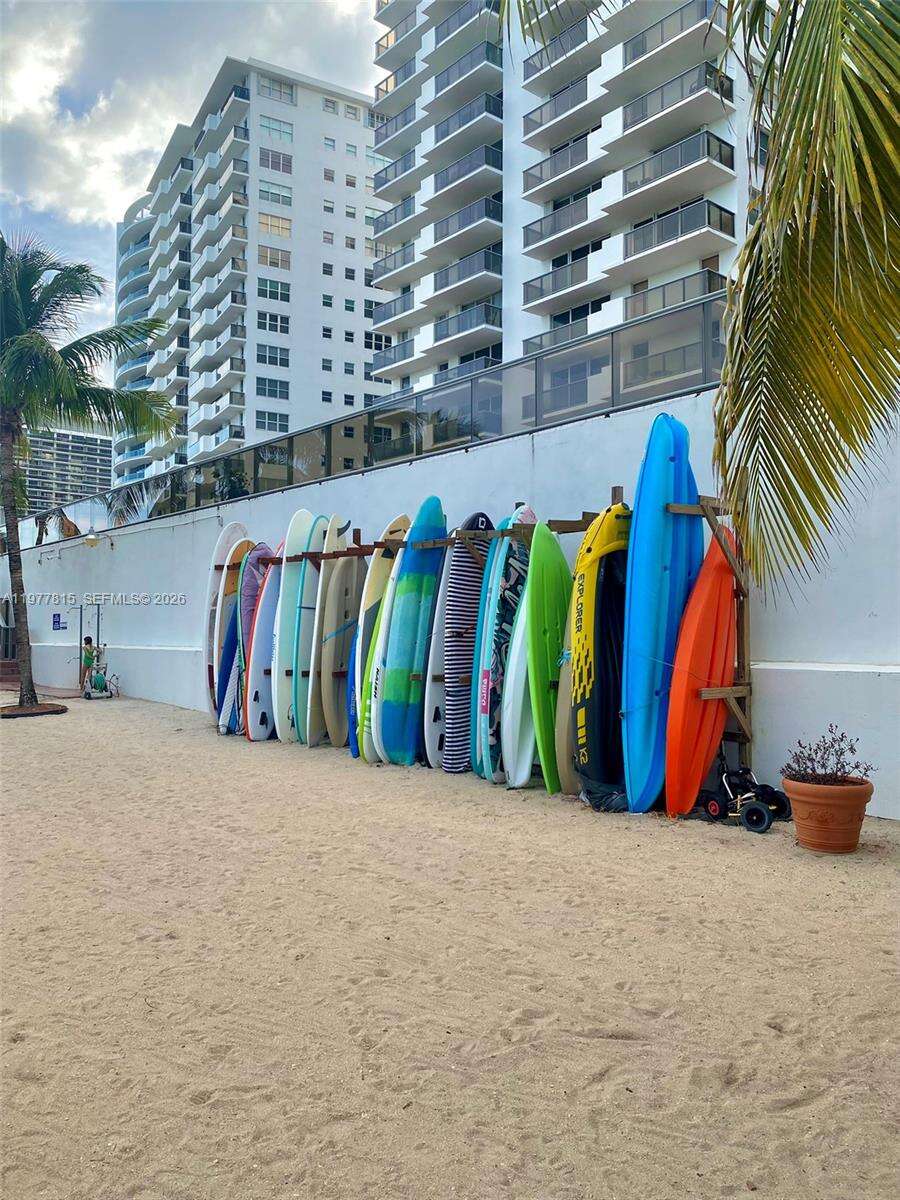 Maison Grande at 6039 Collins Ave, Miami Beach, FL 33140 - For Rent photo 24