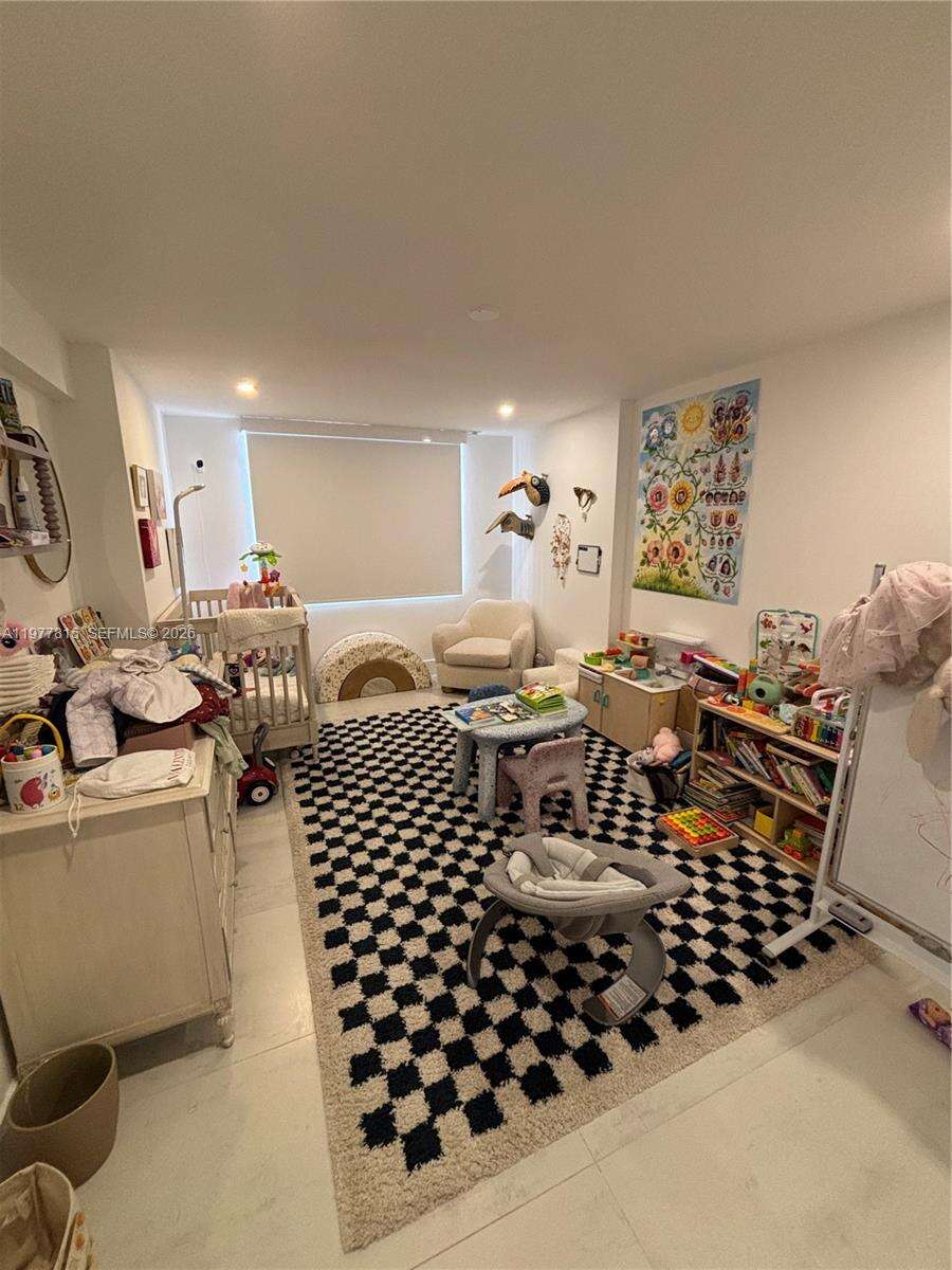 Maison Grande at 6039 Collins Ave, Miami Beach, FL 33140 - For Rent photo 10