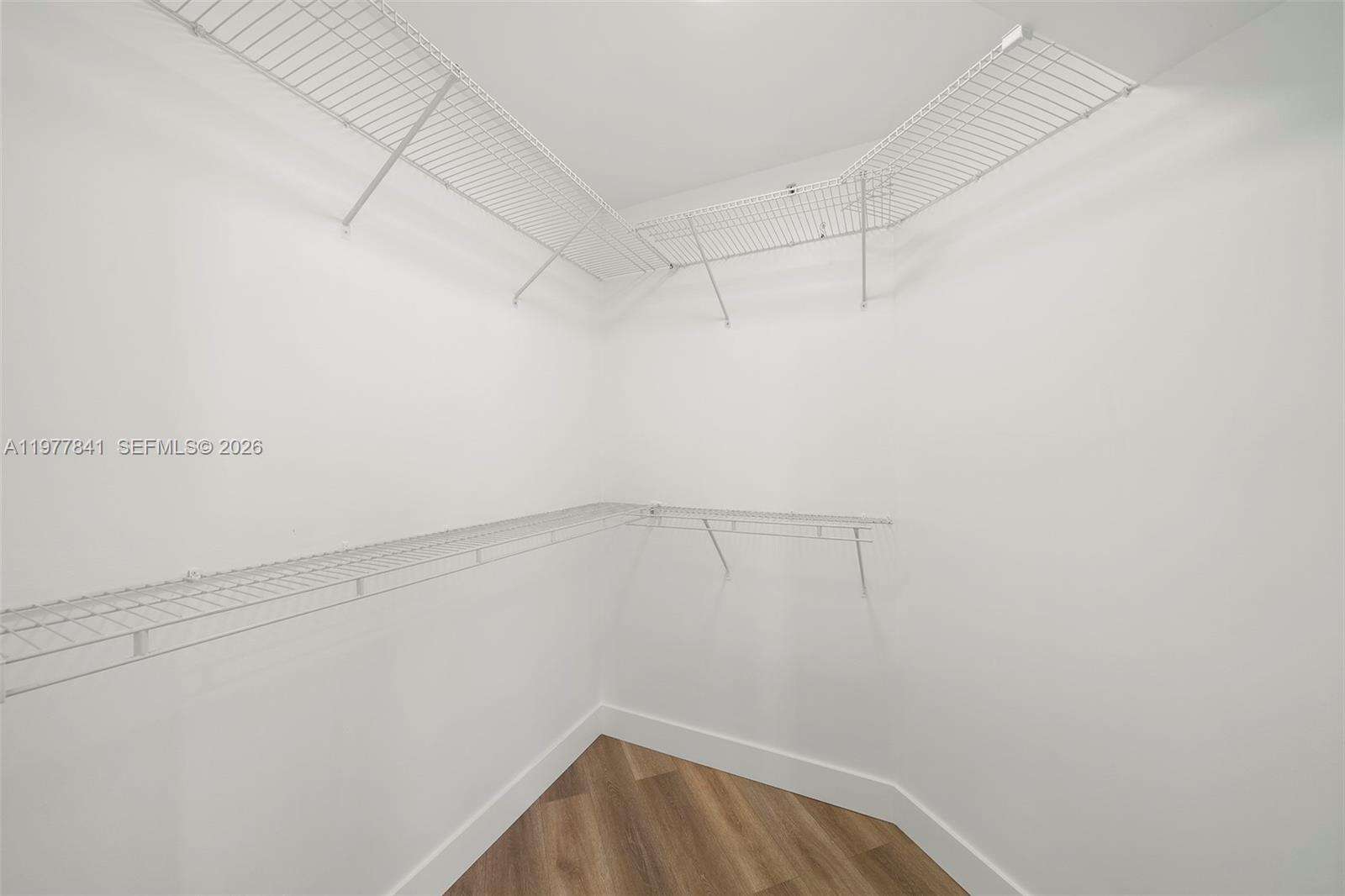 Green Diamond at 4775 Collins Ave, Miami Beach, FL 33140 - For Rent photo 12