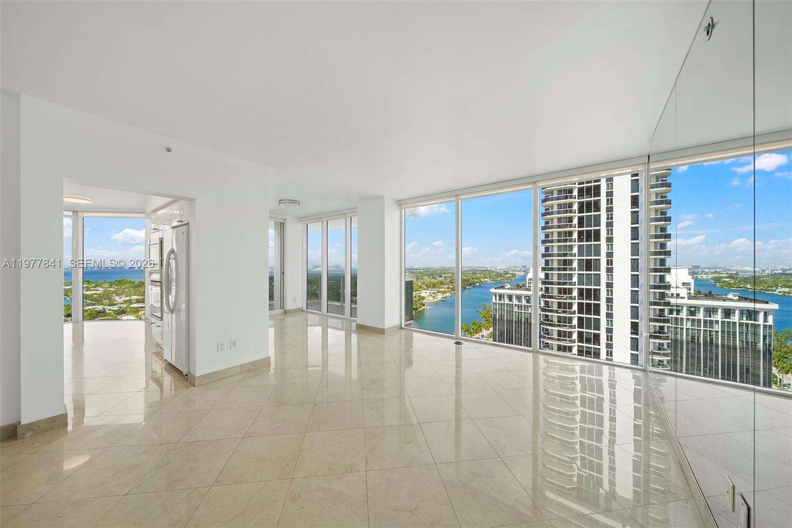 Green Diamond at 4775 Collins Ave, Miami Beach, FL 33140 - For Rent photo 3