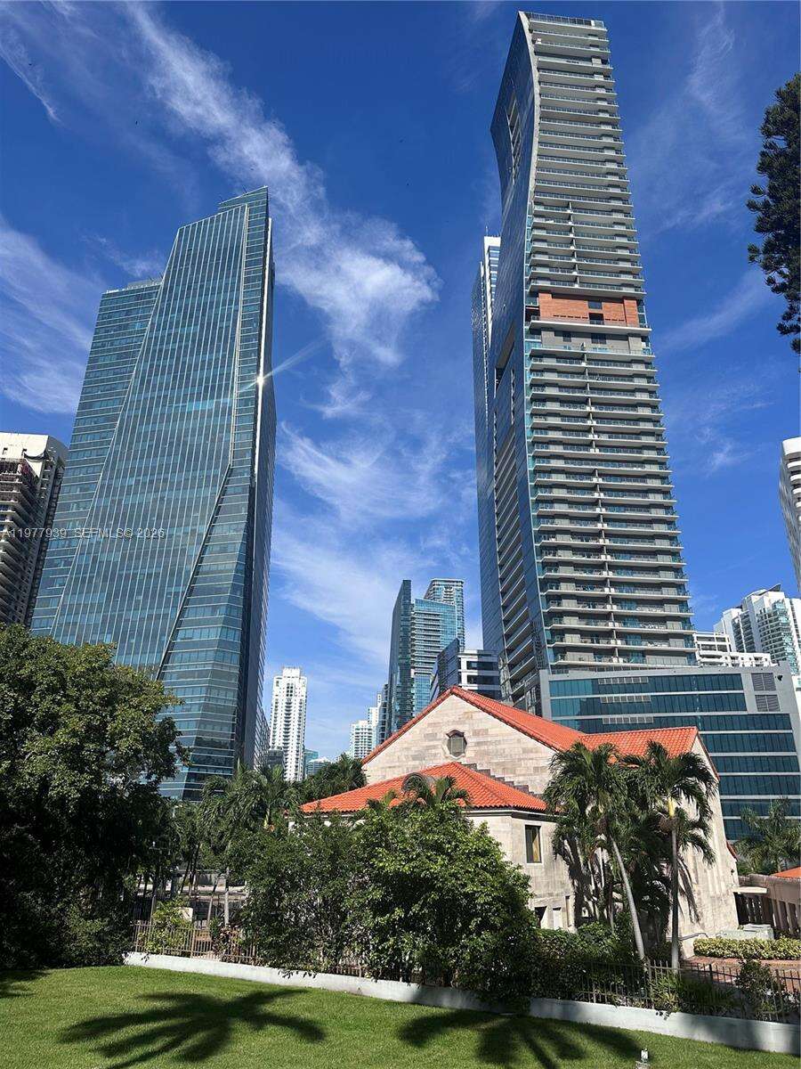 The Palace at 1541 Brickell Ave, Miami, FL 33129 - For Rent photo 2