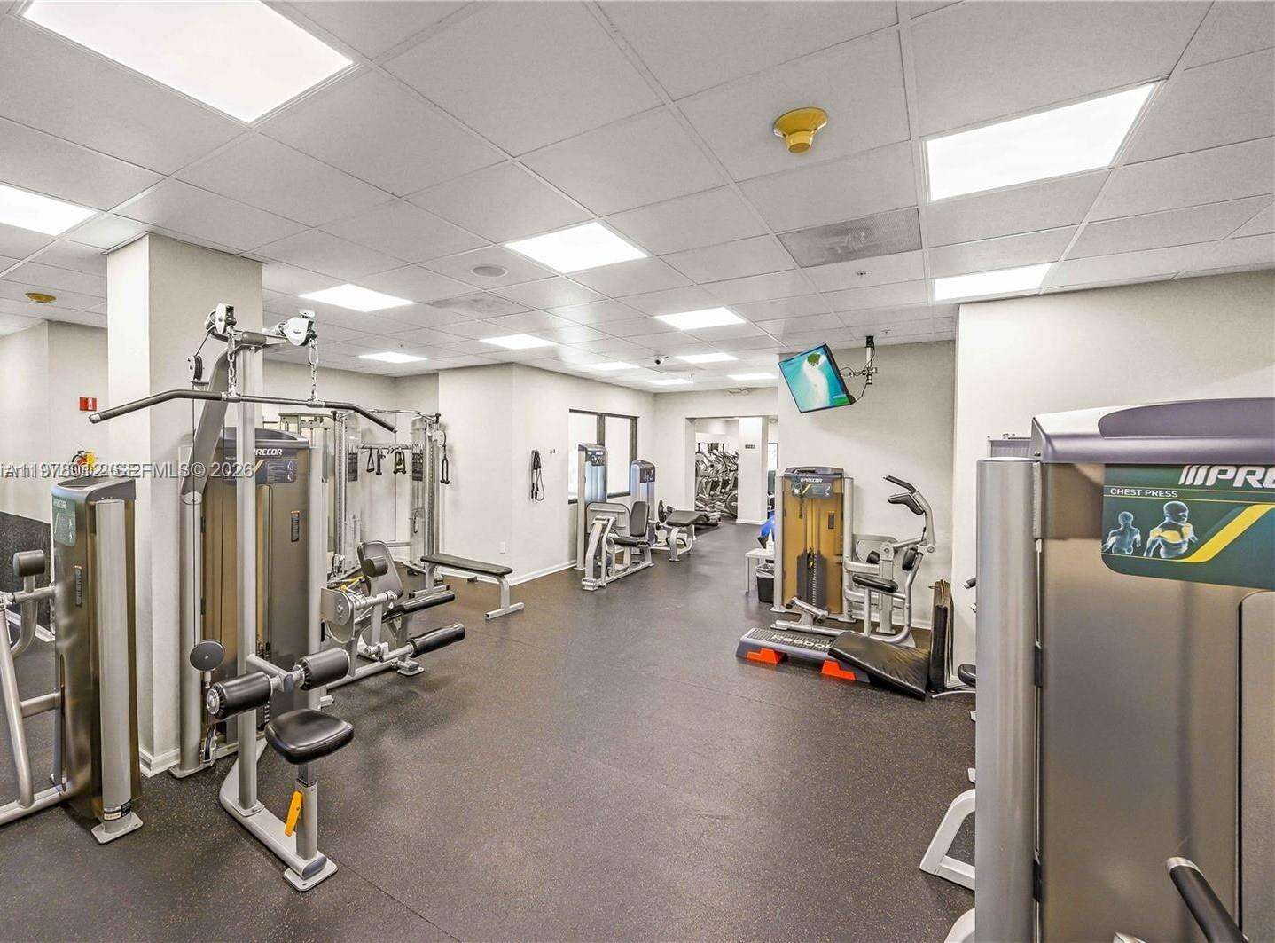 Brickell Bay Club at 2333 Brickell Ave, Miami, FL 33129 - For Rent photo 30