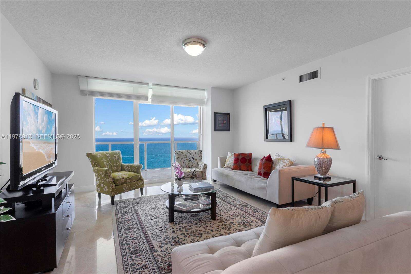 La Perla at 16699 Collins Ave, Sunny Isles Beach, FL 33160 - For Rent photo 7