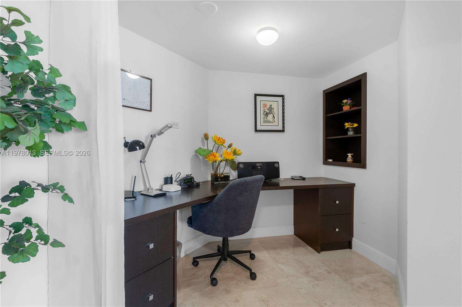 La Perla at 16699 Collins Ave, Sunny Isles Beach, FL 33160 - For Rent photo 9
