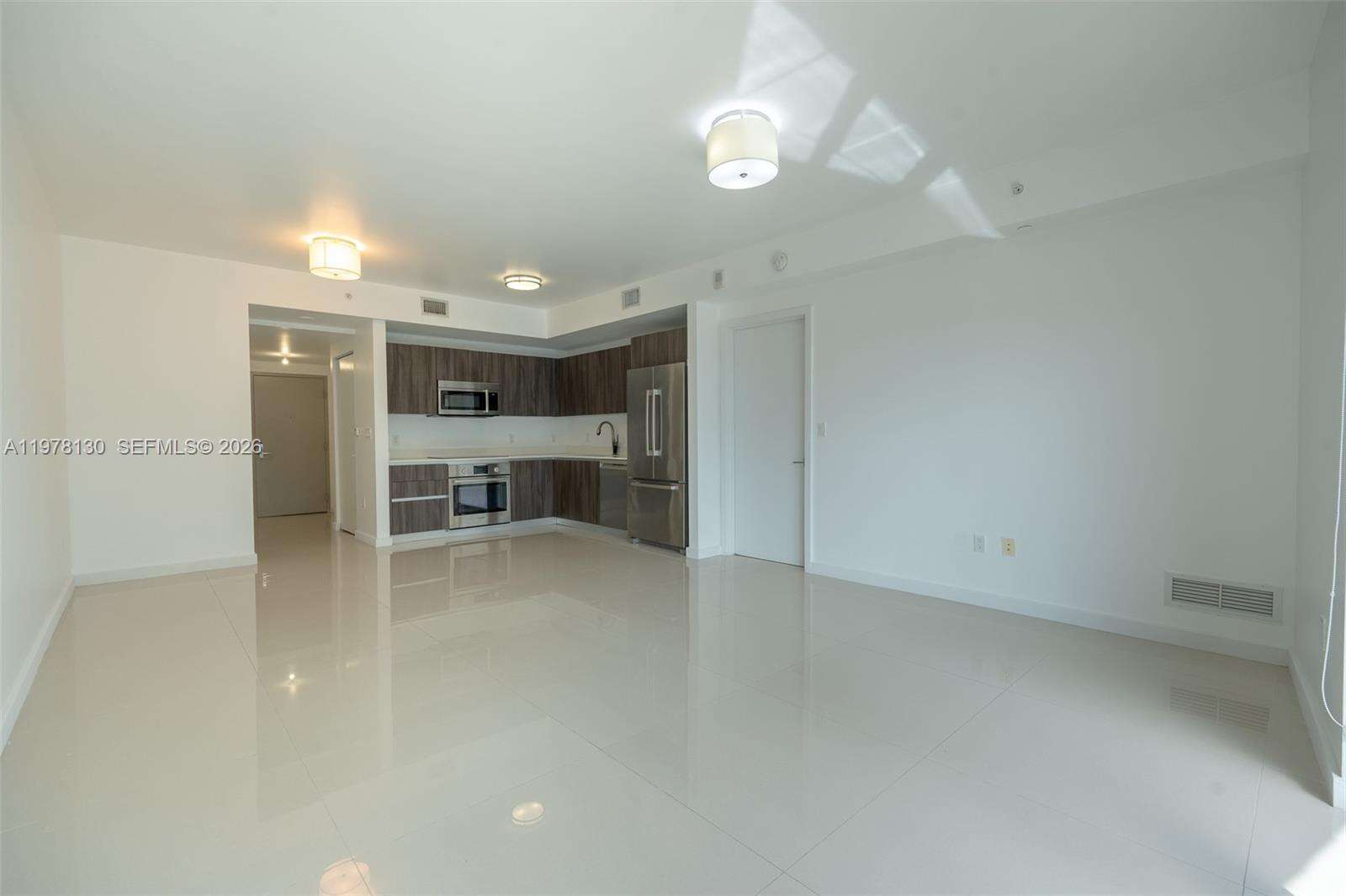 Aria On The Bay at 488 18 St, Miami, FL 33132 - For Rent photo 11