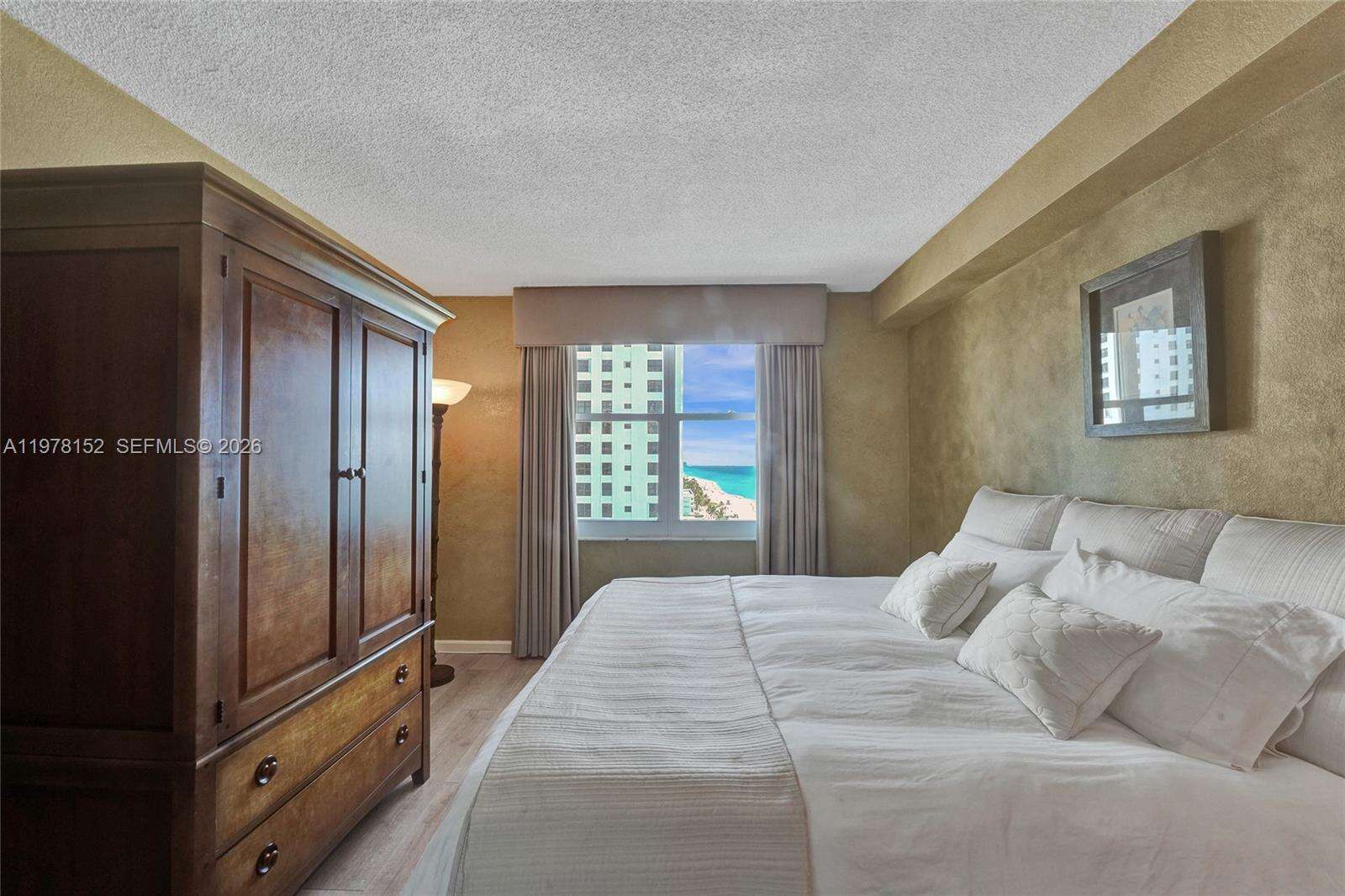 The Wave at 2501 Ocean Dr, Hollywood, FL 33019 - For Rent photo 21