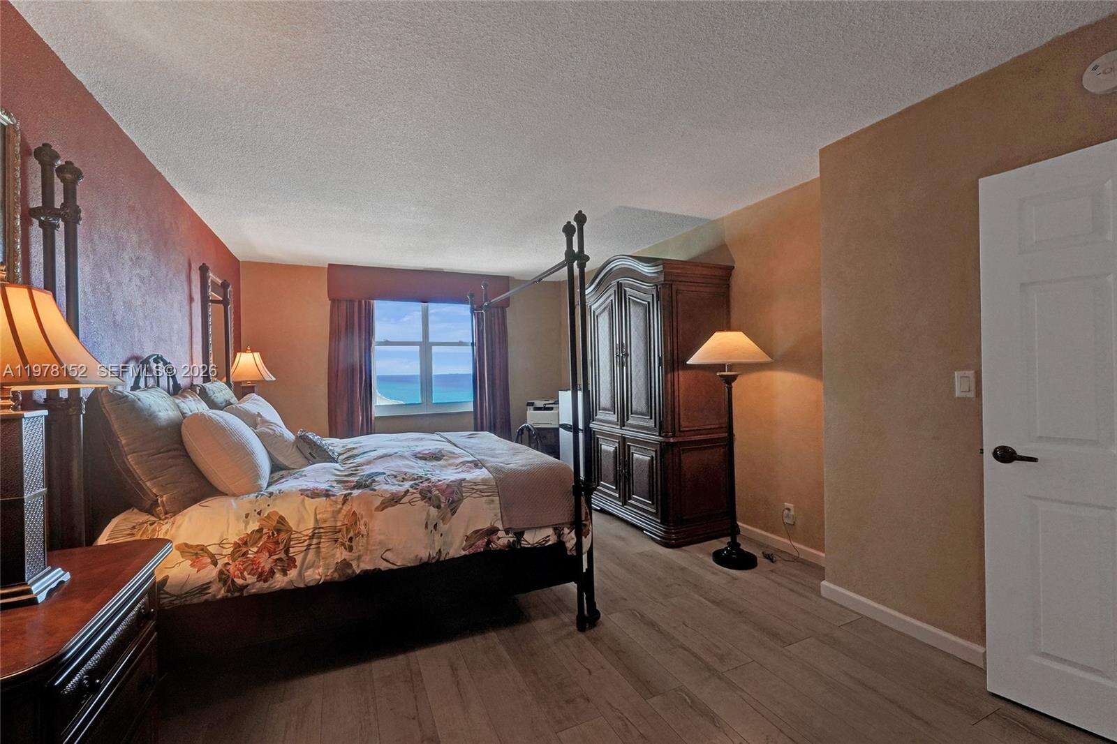 The Wave at 2501 Ocean Dr, Hollywood, FL 33019 - For Rent photo 23