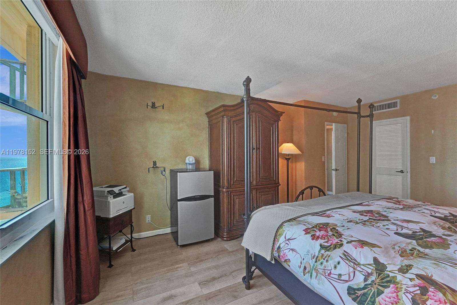 The Wave at 2501 Ocean Dr, Hollywood, FL 33019 - For Rent photo 27