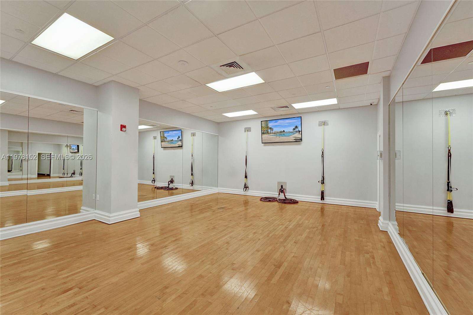 The Wave at 2501 Ocean Dr, Hollywood, FL 33019 - For Rent photo 38