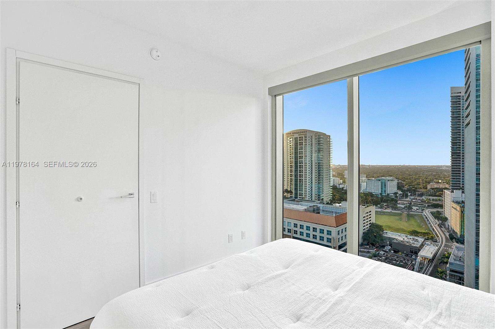 Brickell House at 1300 Brickell Bay Dr, Miami, FL 33131 - For Rent photo 19