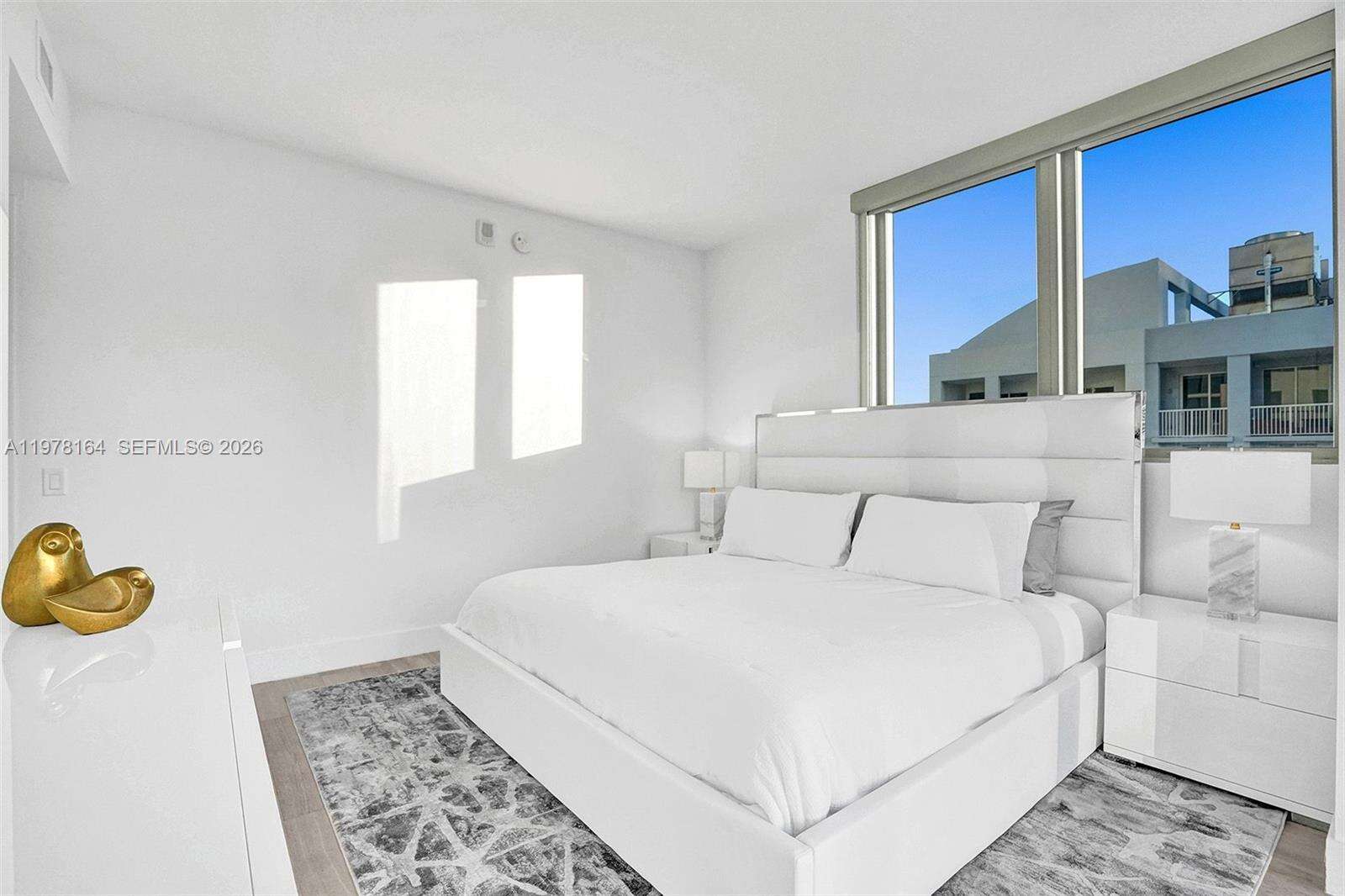 Brickell House at 1300 Brickell Bay Dr, Miami, FL 33131 - For Rent photo 3