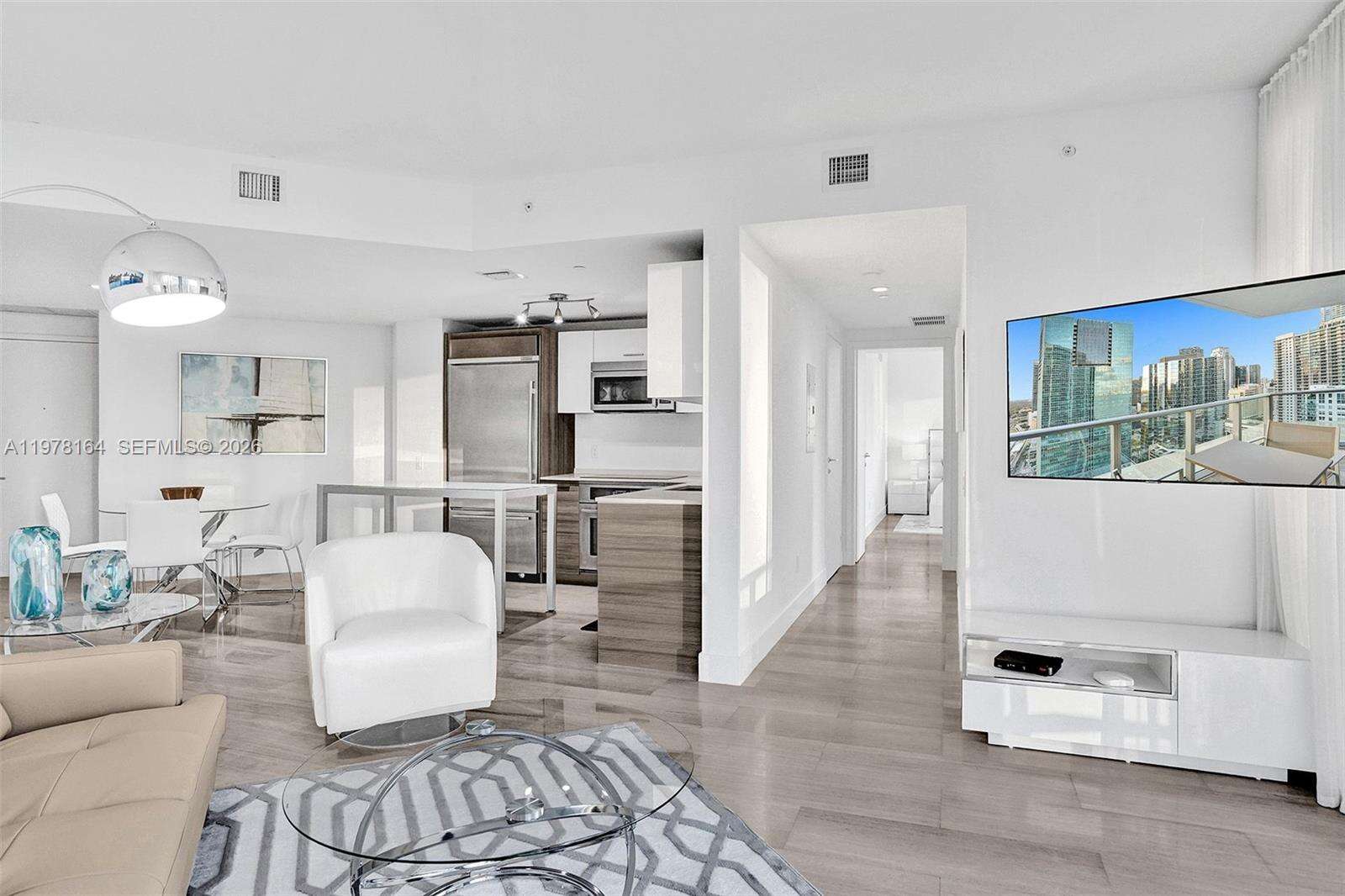 Brickell House at 1300 Brickell Bay Dr, Miami, FL 33131 - For Rent photo 21