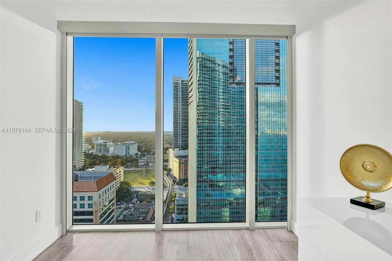 Brickell House at 1300 Brickell Bay Dr, Miami, FL 33131 - For Rent photo 6