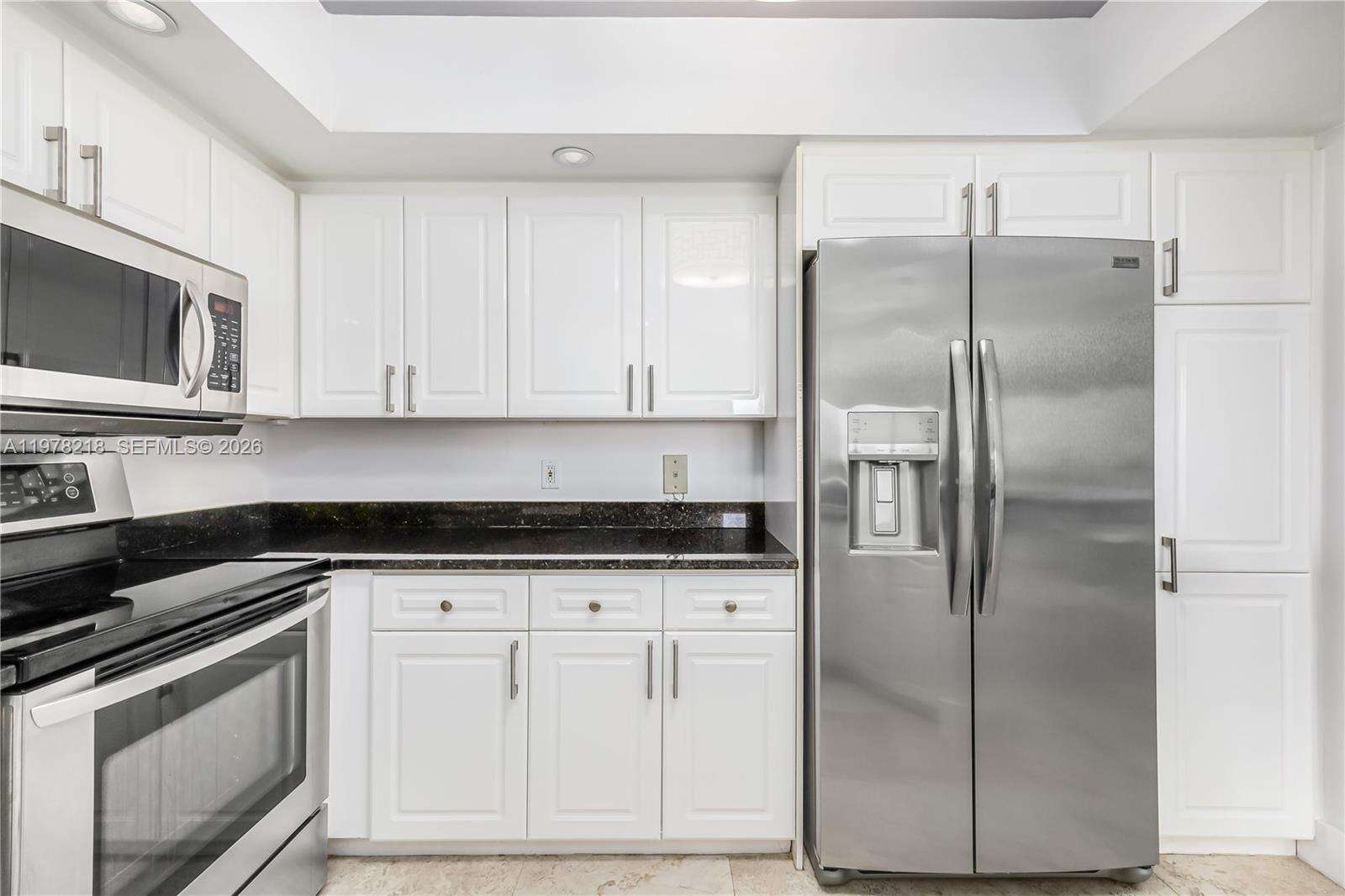 1800 Sunset Harbour Dr, Miami Beach, FL 33139 - For Rent photo 13