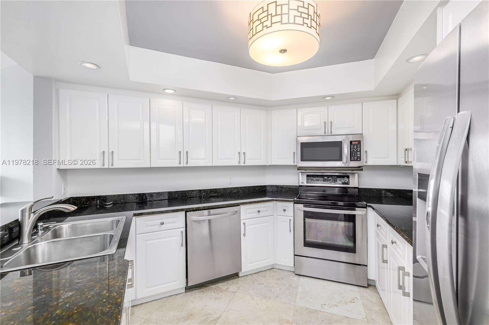 1800 Sunset Harbour Dr, Miami Beach, FL 33139 - For Rent photo 14