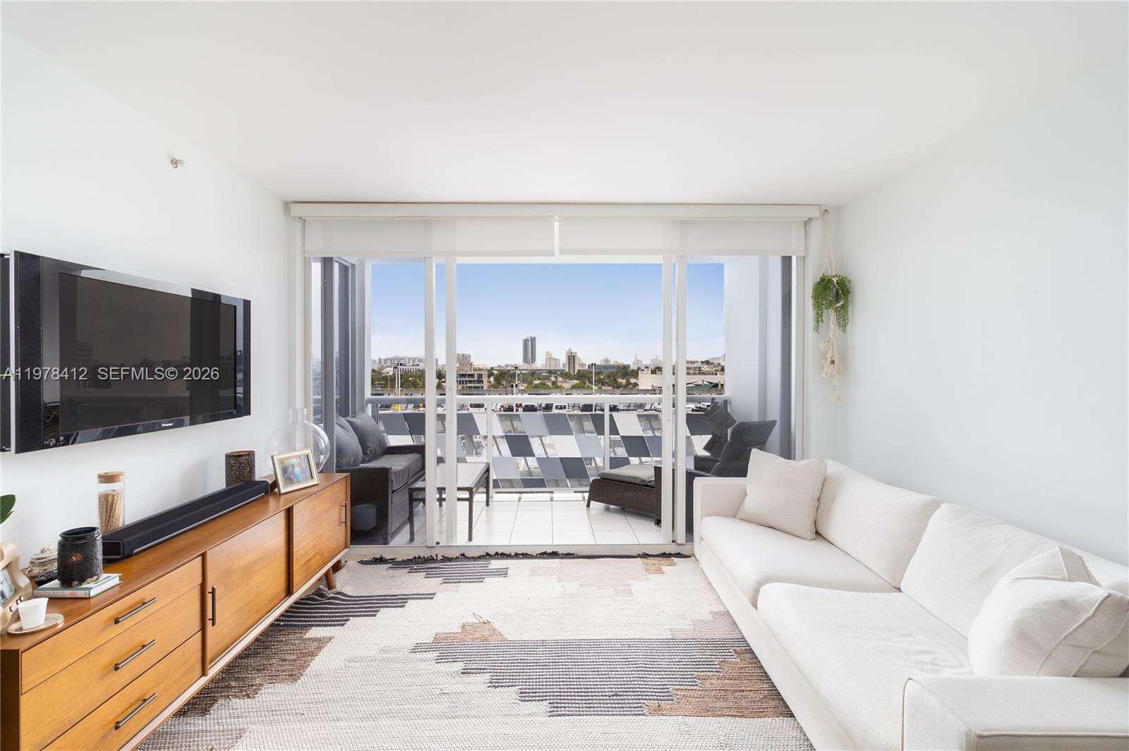 1800 Sunset Harbour Dr, Miami Beach, FL 33139 - For Rent photo 1