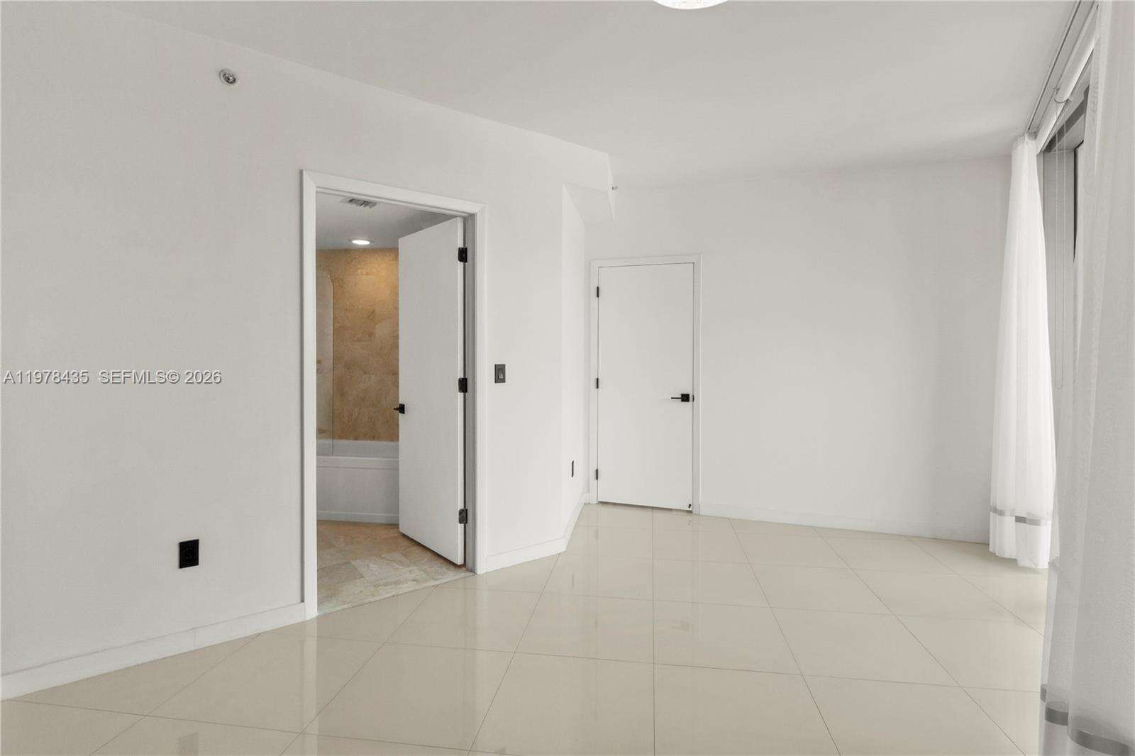 Wind By Neo at 350 Miami Ave, Miami, FL 33130 - For Rent photo 28