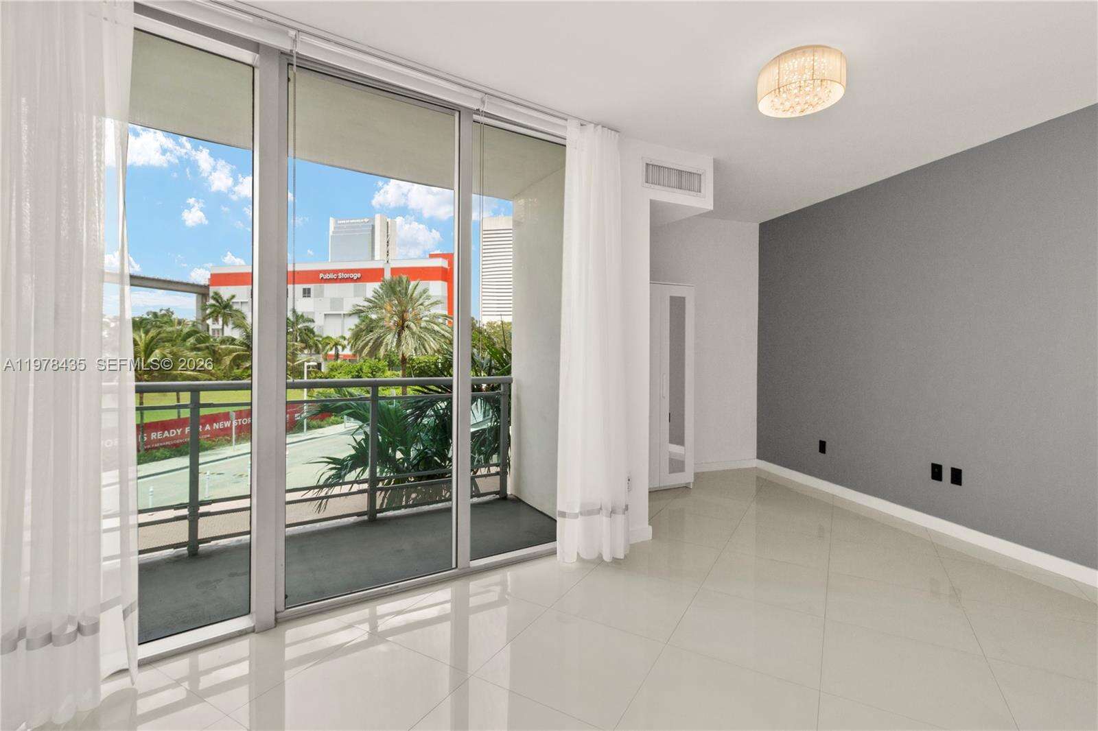 Wind By Neo at 350 Miami Ave, Miami, FL 33130 - For Rent photo 29