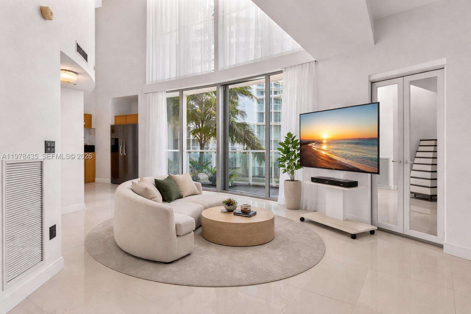 Wind By Neo at 350 Miami Ave, Miami, FL 33130 - For Rent photo 4