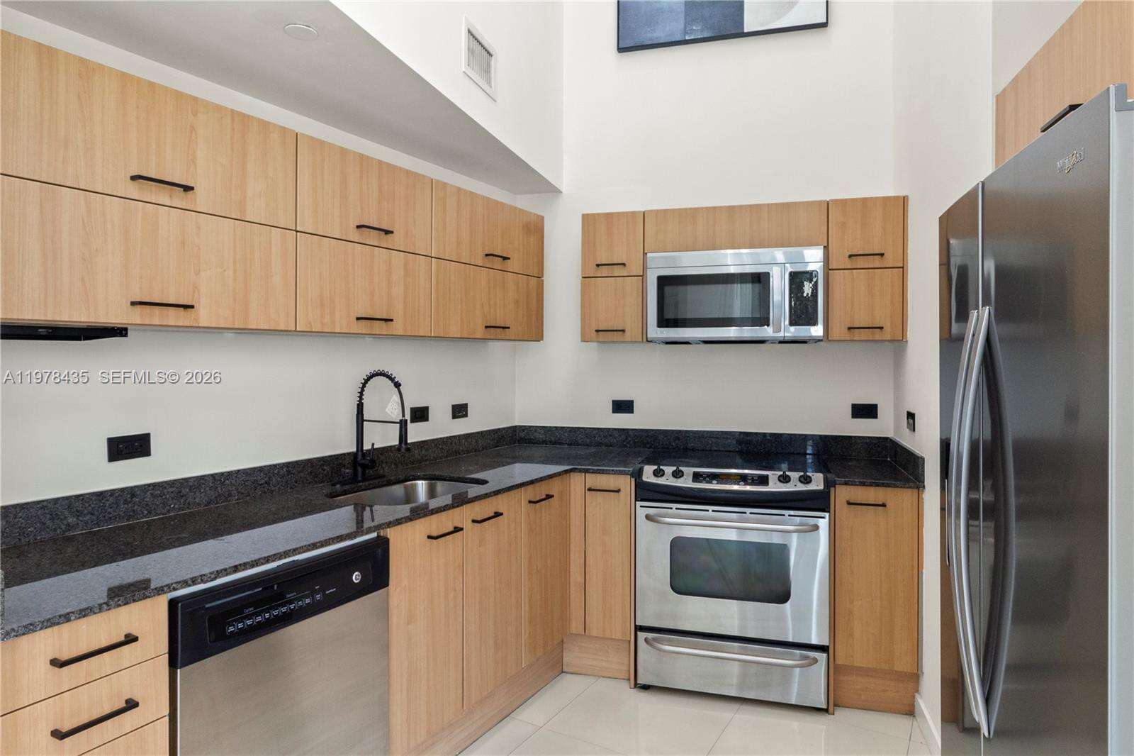 Wind By Neo at 350 Miami Ave, Miami, FL 33130 - For Rent photo 33