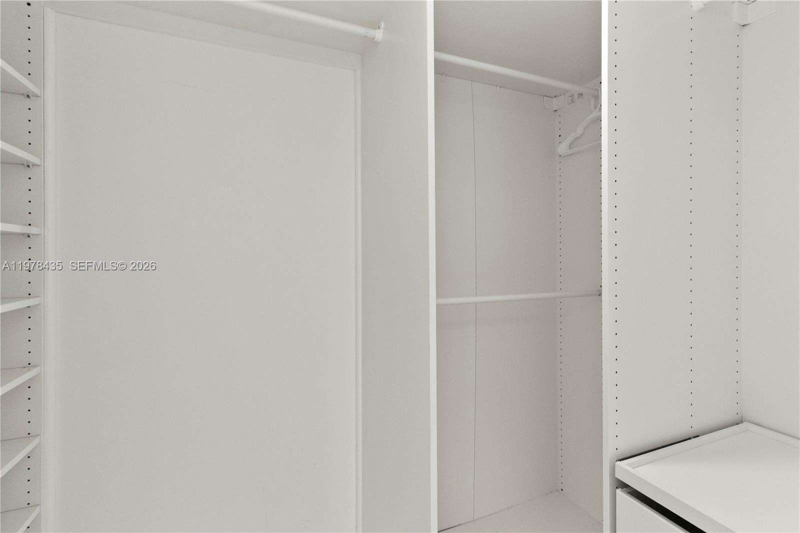 Wind By Neo at 350 Miami Ave, Miami, FL 33130 - For Rent photo 37