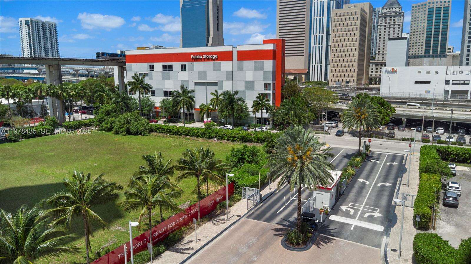 Wind By Neo at 350 Miami Ave, Miami, FL 33130 - For Rent photo 38