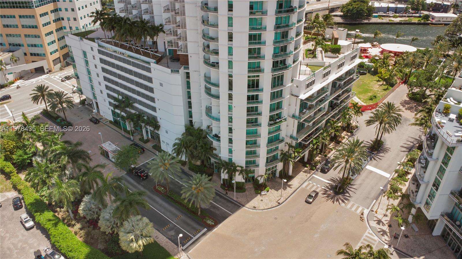 Wind By Neo at 350 Miami Ave, Miami, FL 33130 - For Rent photo 49