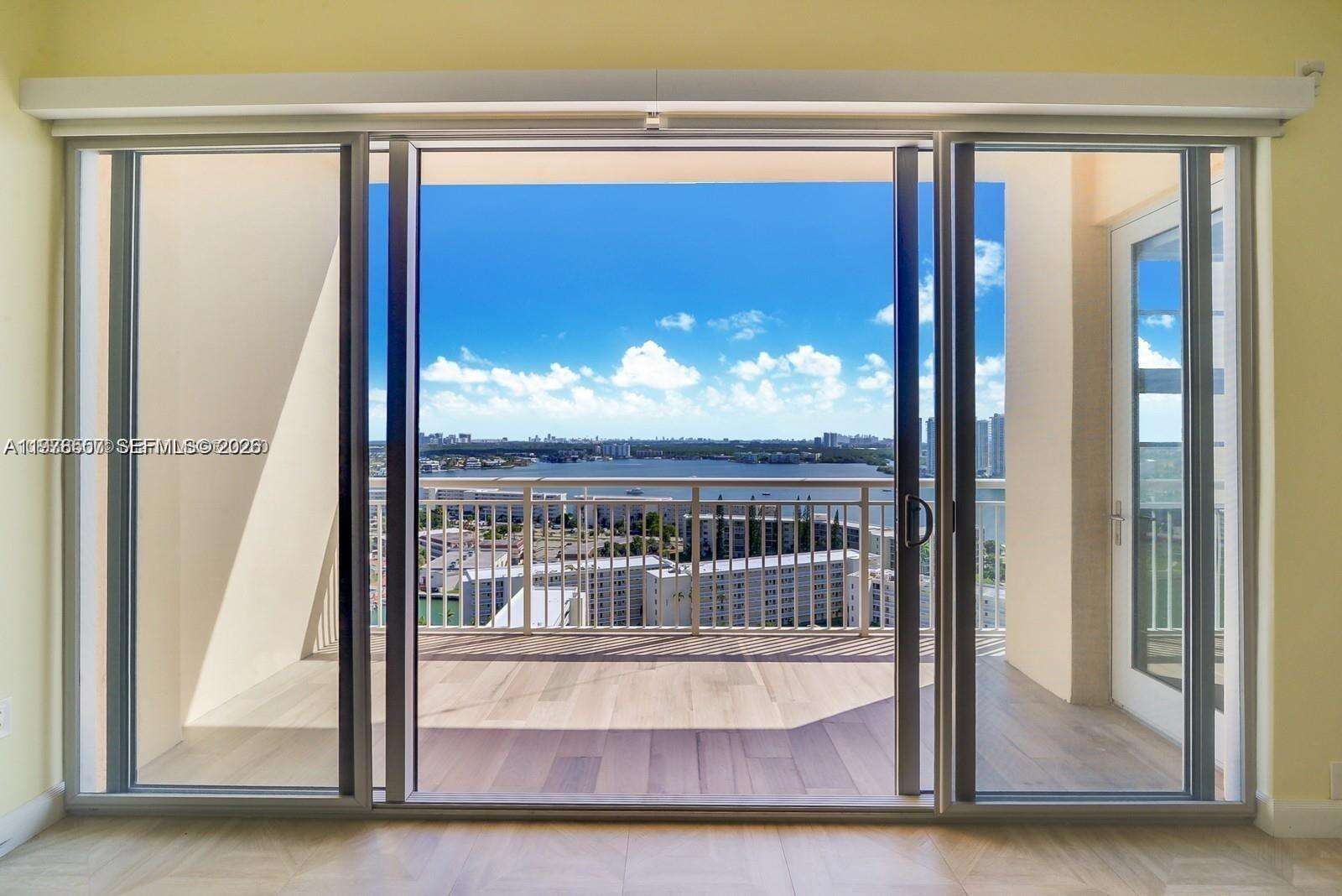 Del Prado at 18031 Biscayne Blvd, Aventura, FL 33160 - For Rent photo 2