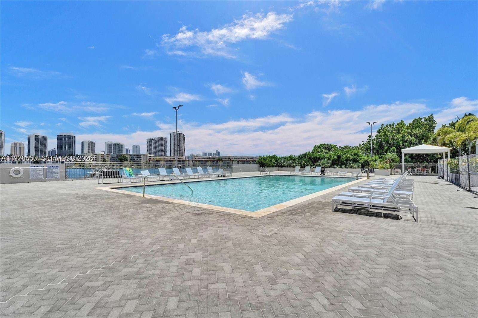 Del Prado at 18031 Biscayne Blvd, Aventura, FL 33160 - For Rent photo 22
