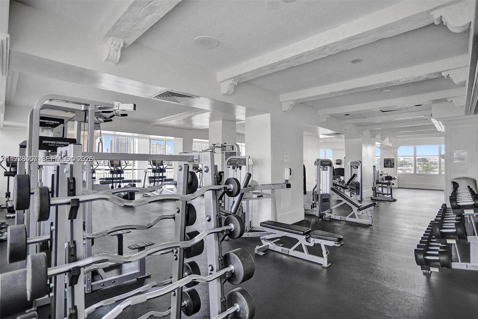 Del Prado at 18031 Biscayne Blvd, Aventura, FL 33160 - For Rent photo 29